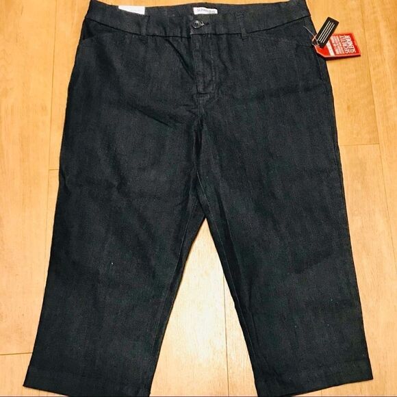 St John's Bay Secretly Slender Capri Classic Fit NWT - Picture 14 of 15